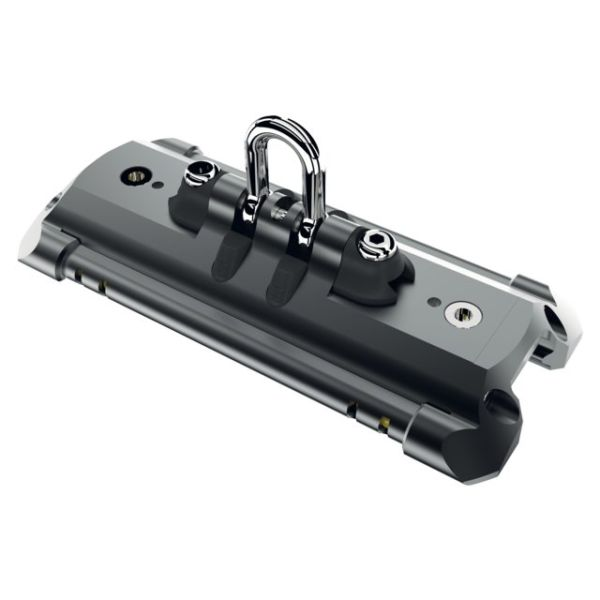LEWMAR car with shackle